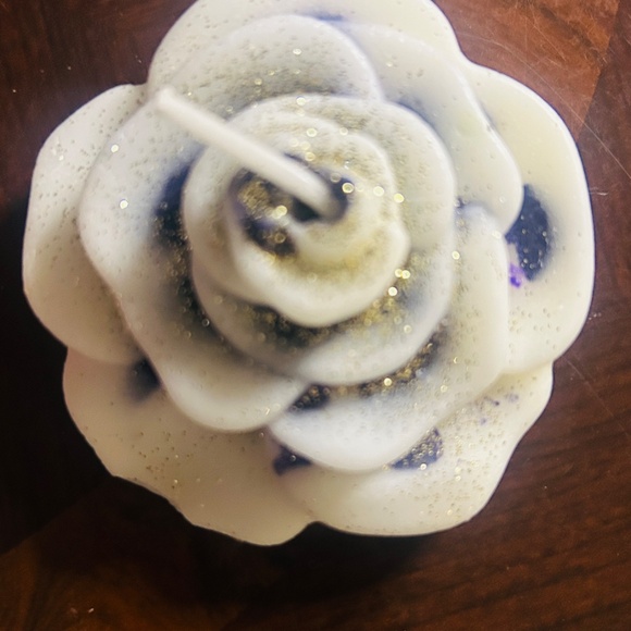 Purchase 2 or more for Free ShipBeautiful Rose Handmade Candles W/or without Wic - Picture 6 of 7